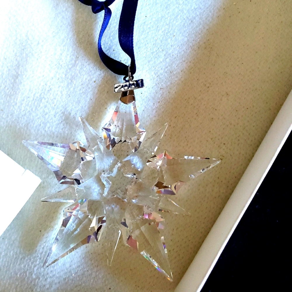 2001 swarovski crystal ornament